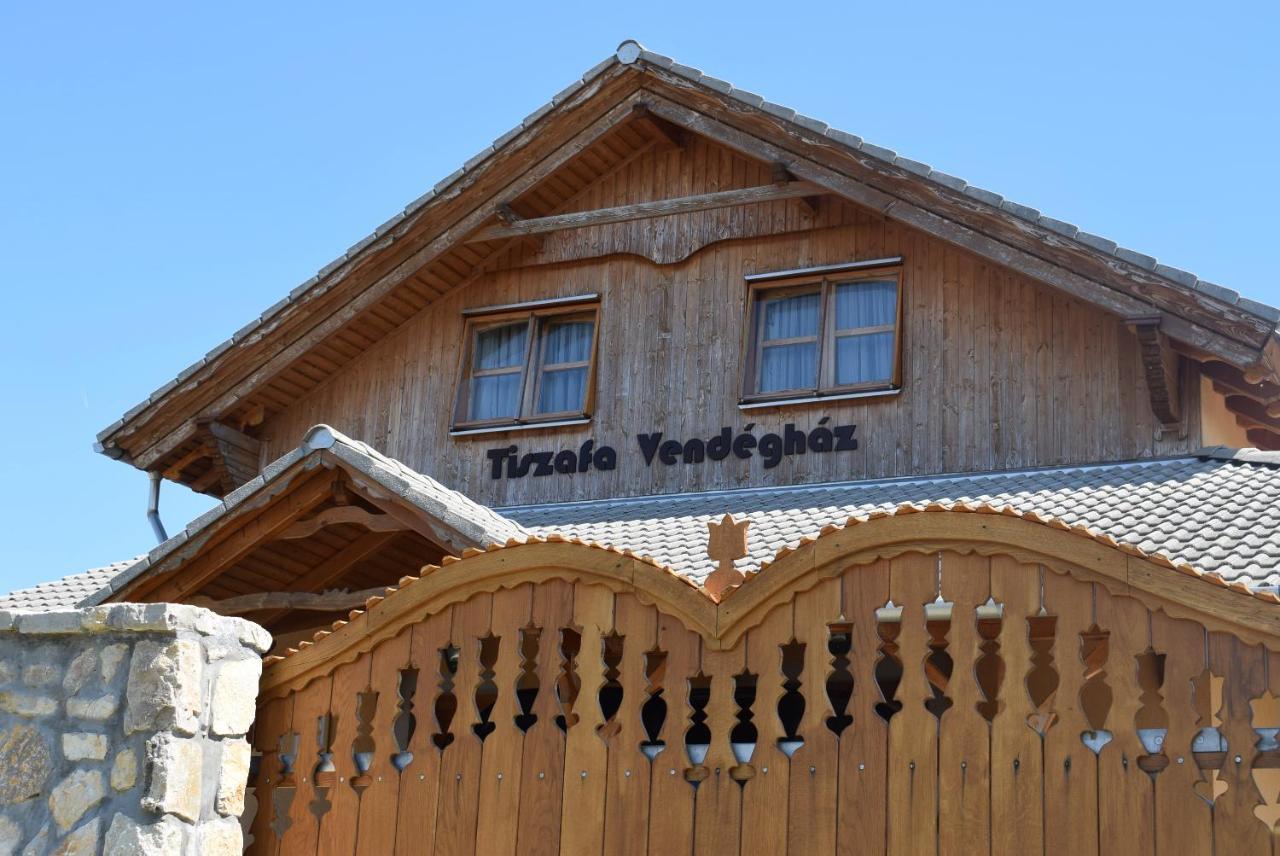 Tiszafa Vendeghaz Szentgal Hotel ภายนอก รูปภาพ